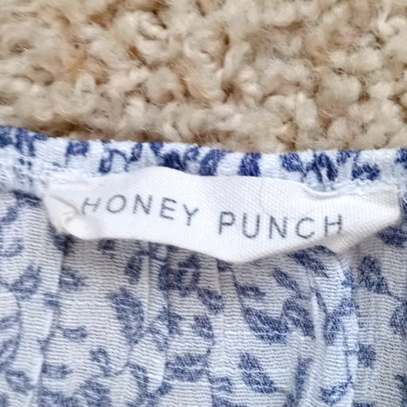 Sexy Little Sundress - Picture 8 of 8